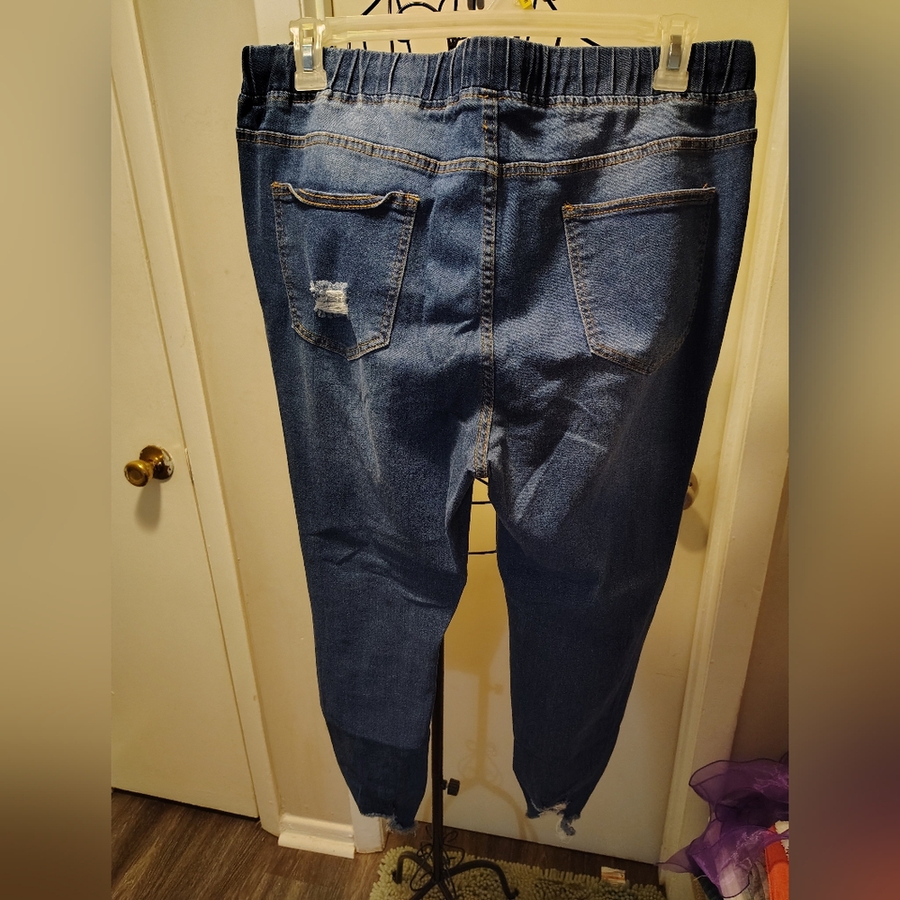 Shein Curve Size 3XL Boyfriend Jeans - Picture 7 of 7
